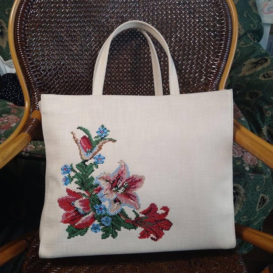 残り15分本日20時終了Familia✕FEILER刺繍トートバッグ ito 刺繍トートバッグ 小[品番：BCYW0026437]｜BACKYARD FAMILY